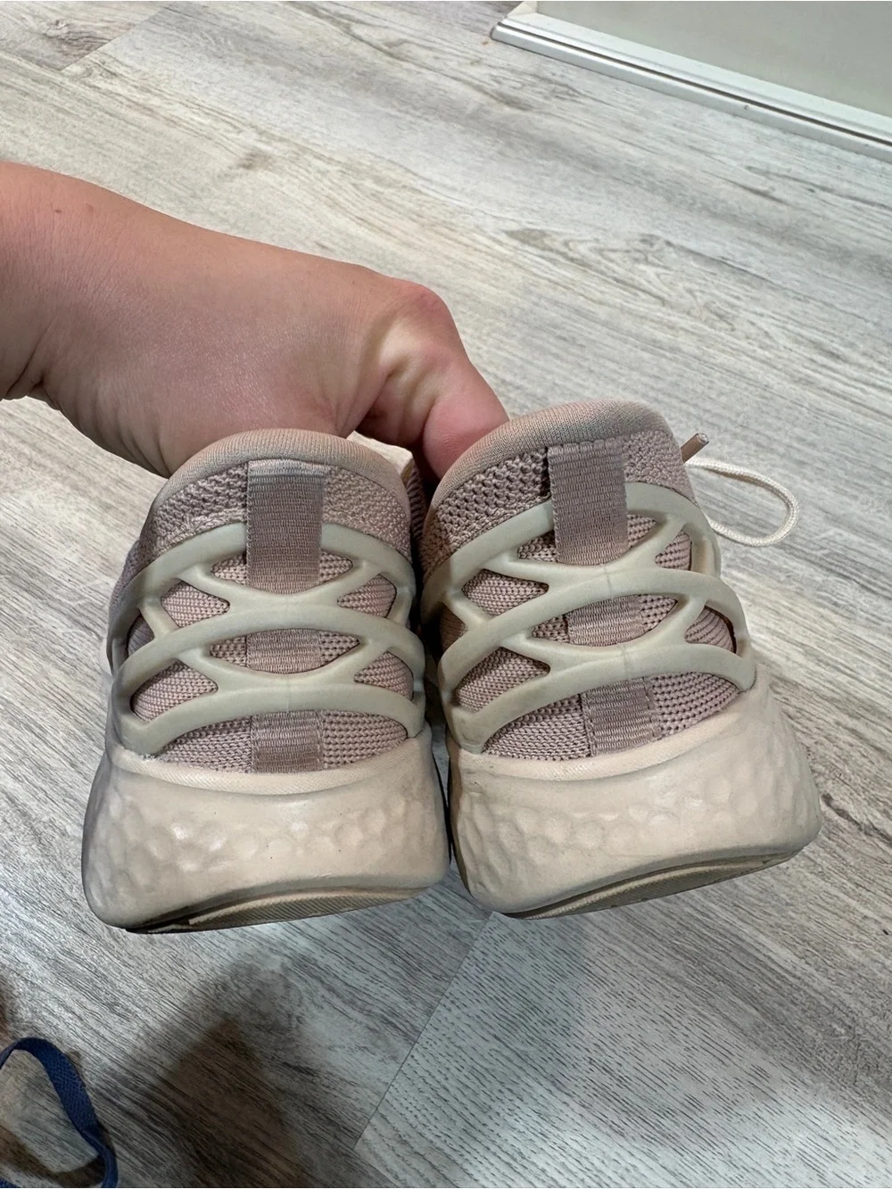 Kizik Shoes Womens 8.5 Athens Sneakers Mesh Light Pink Handsfree Labs Comfort - Picture 5 of 10
